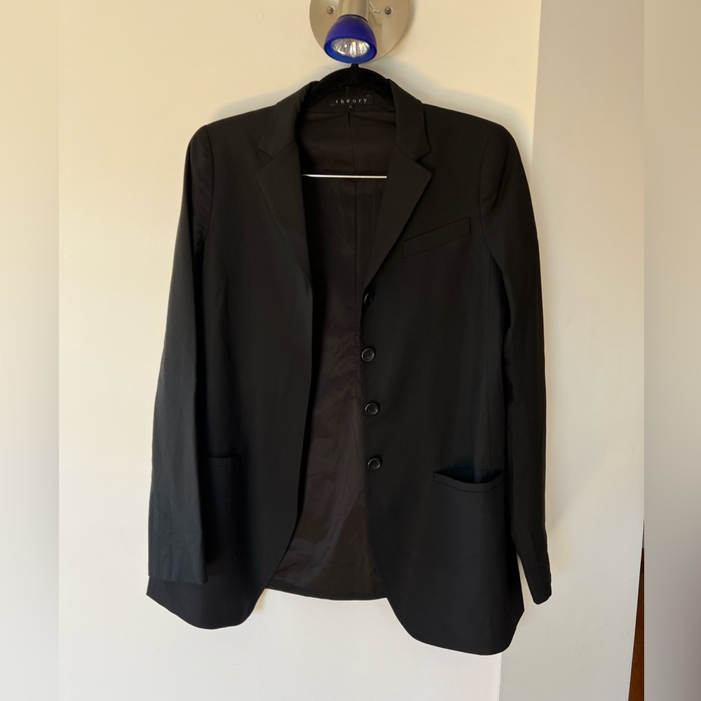 Theory black blazer, size 6, good condition